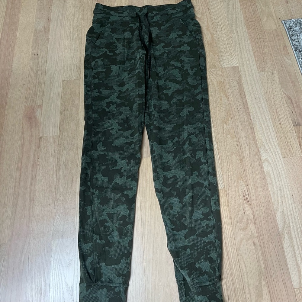 lululemon athletica Green Camo Pants